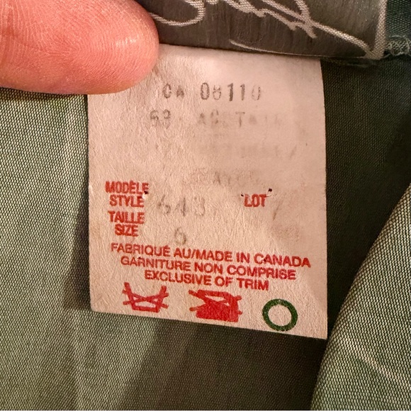 ⭐️ Vintage 1980’s Dany Green Peblum Blazer With Pearly Buttons & Tie - PTP 20 - Picture 6 of 6